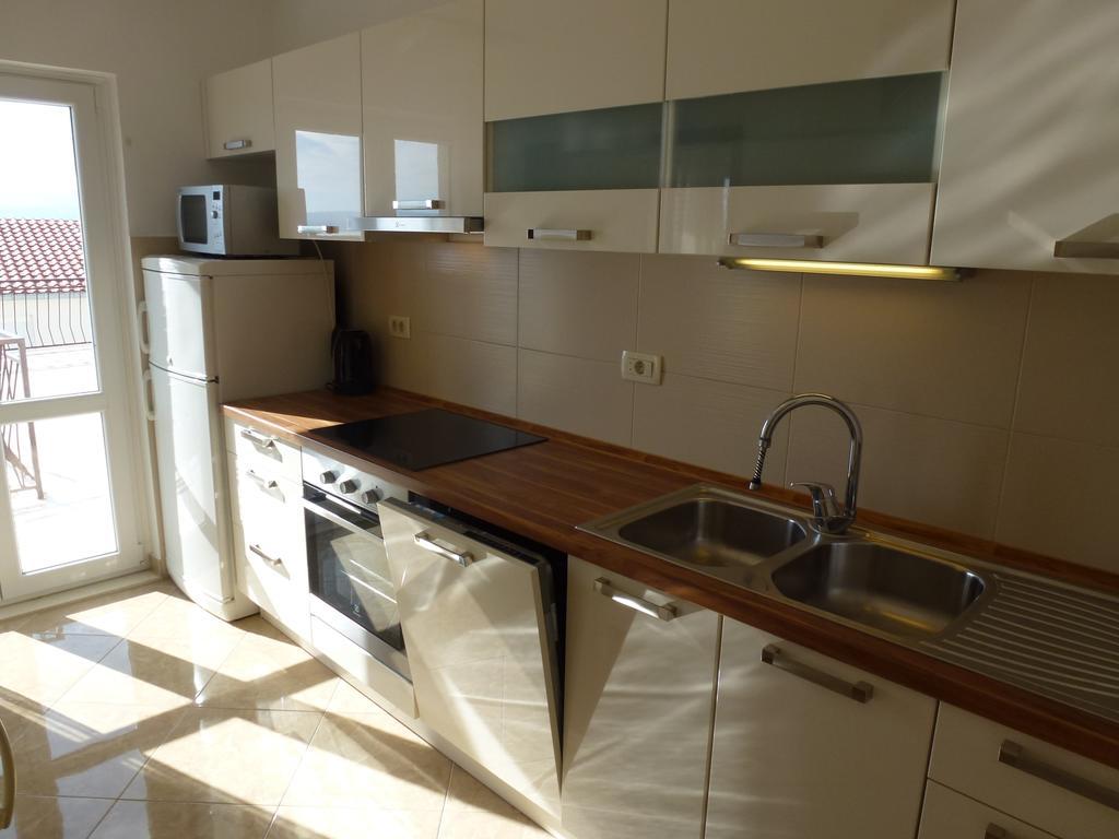 Apartments Tony Stanici - Omiš Exterior foto